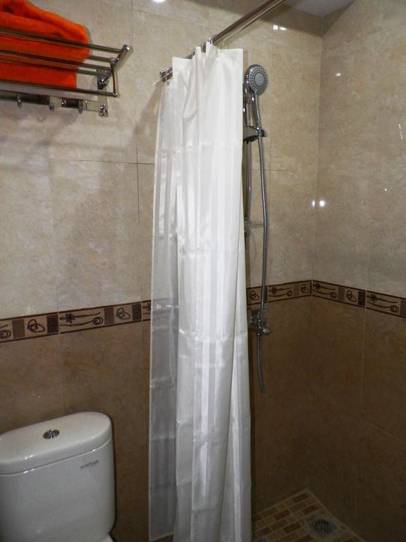 Maranatha Grand Hotel Yogyakarta Szoba fotó