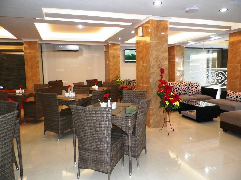 Maranatha Grand Hotel Yogyakarta Kültér fotó