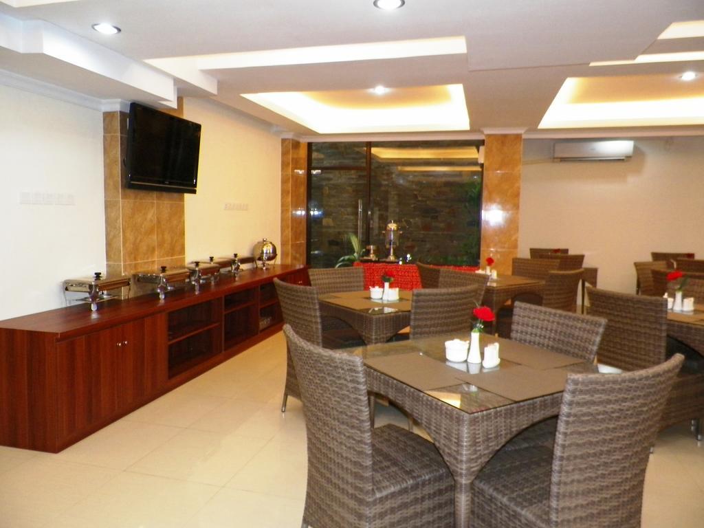 Maranatha Grand Hotel Yogyakarta Kültér fotó