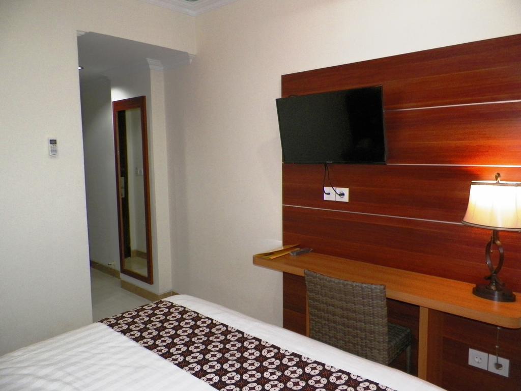 Maranatha Grand Hotel Yogyakarta Kültér fotó