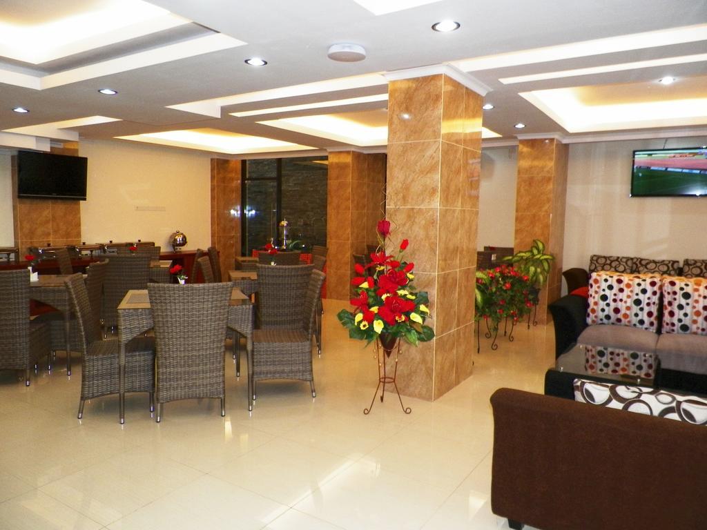 Maranatha Grand Hotel Yogyakarta Kültér fotó