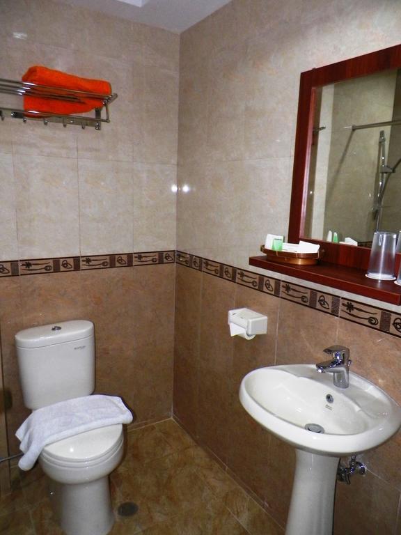 Maranatha Grand Hotel Yogyakarta Kültér fotó