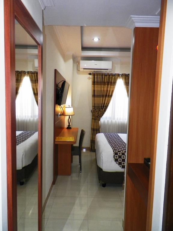 Maranatha Grand Hotel Yogyakarta Kültér fotó
